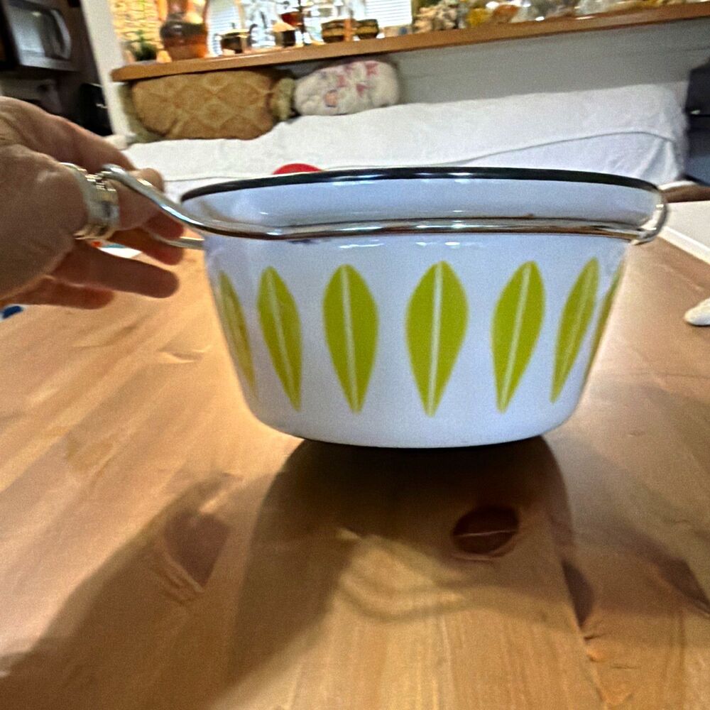 Cathrineholm White Green Lotus Dutch Oven 8.5x4.0 Norway Casserole Green Enamel